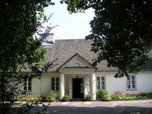 maison-natale-de-frederic-chopin_zelazowa_wola