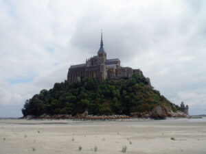 mont-saint-michel_depuis_la_mer mont-saint-michel_depuis_la_mer